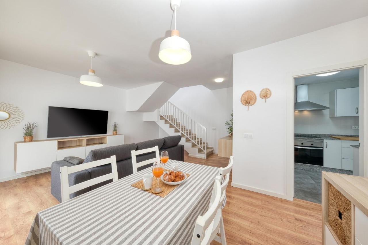 Casa Juana Isabela-Villas Gardenia Коста-Тегісе Екстер'єр фото